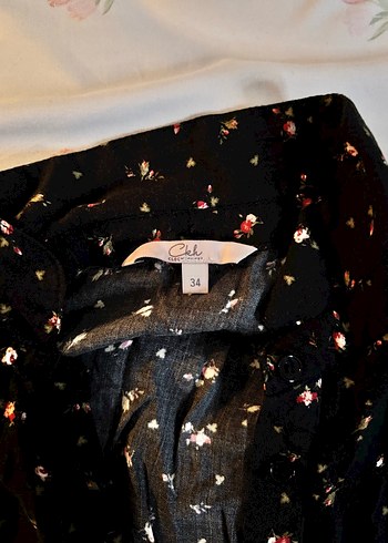 Y2K V Yaka Siyah Desenli Mini Elbise - Görsel 3