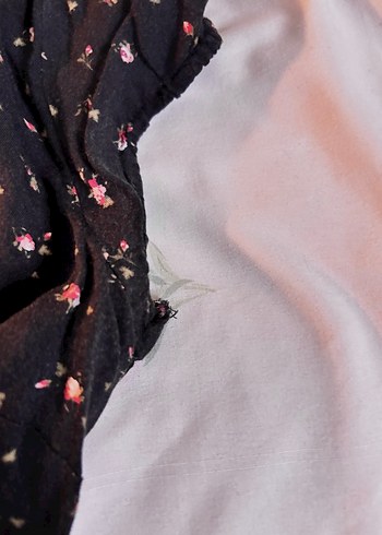 Y2K V Yaka Siyah Desenli Mini Elbise - Görsel 7