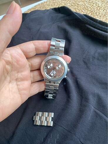 Swatch bayan saati