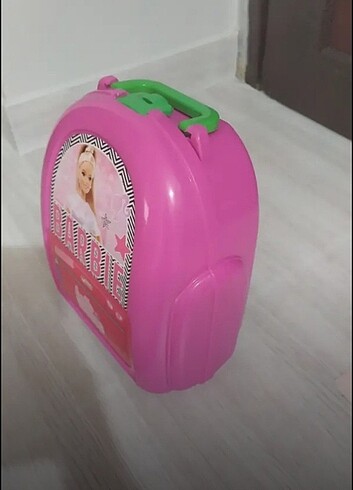 Barbie sırt çantalı market seti