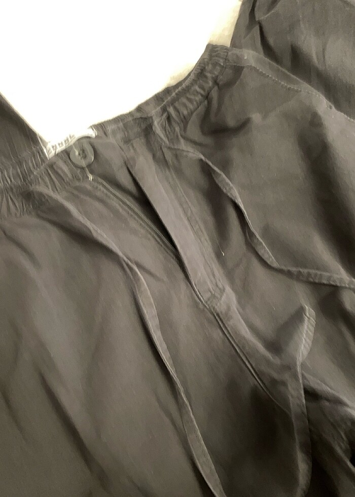 siyah parasut pantolon - Görsel 3