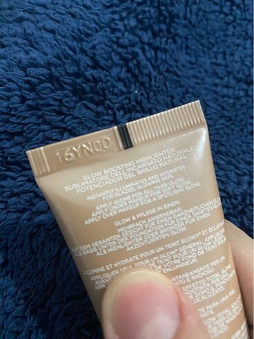 Beden loreal lumi glotion 902