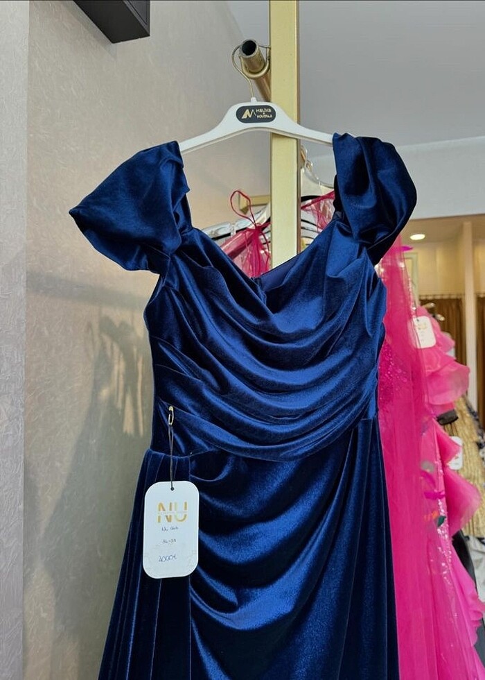 Kadife abiye elbise E gelinden alındı - Görsel 2