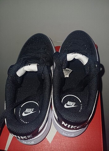 37,5 Beden W Nike Court Vision Alta Ltr Siyah Spor Ayakkabı