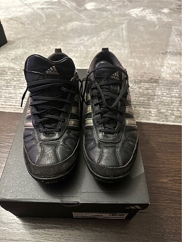 42 noAdidas halı saha ayakkabısı