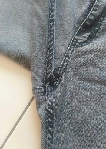 38 Beden Gri Batik Desenli Dar Kesim Midi Kot Pantolon