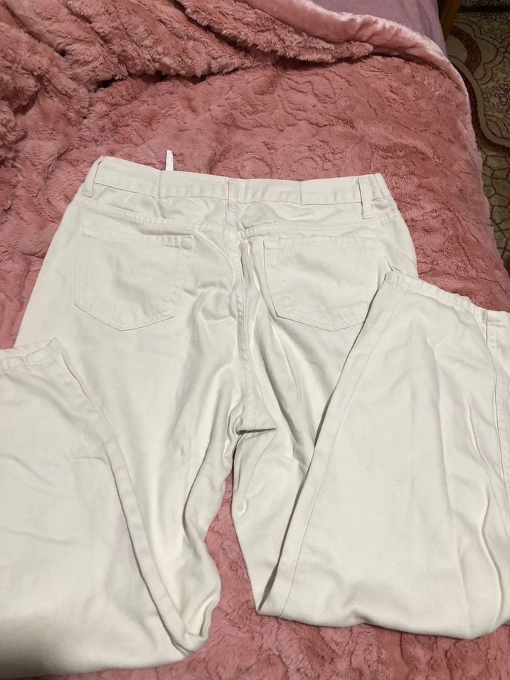 Beyaz Pamuklu Rahat Kesim Midi Kot Pantolon - Görsel 3