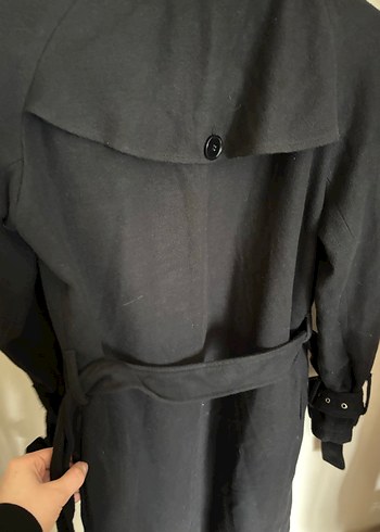Siyah Kuşaklı Kadın Kaban - Görsel 3