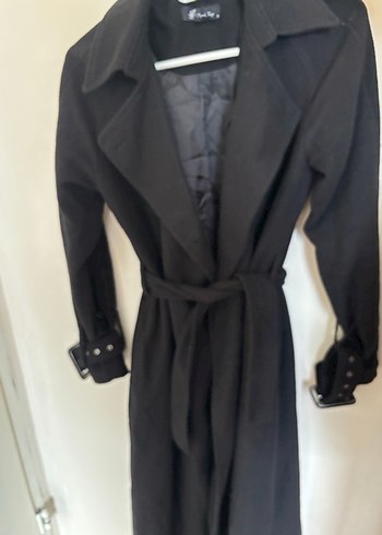 Siyah Kuşaklı Kadın Kaban - Görsel 2