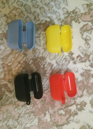 Airpods 4 adet kılıf tane olarak da alınır