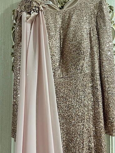 PUDRA PELERİNLİ OMUZ DETAYLI ABİYE - Görsel 3