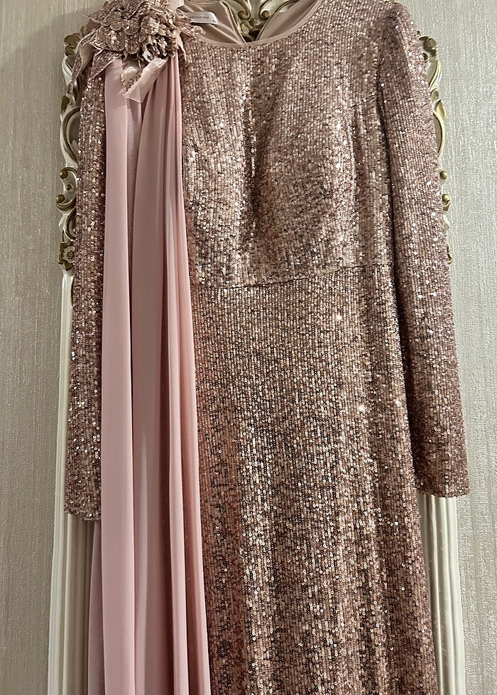 PUDRA PELERİNLİ OMUZ DETAYLI ABİYE - Görsel 2