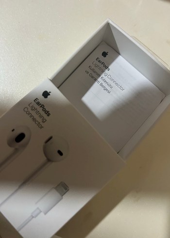 Beyaz Lightning Bağlantılı EarPods Kulaklık Kutusu - Görsel 2