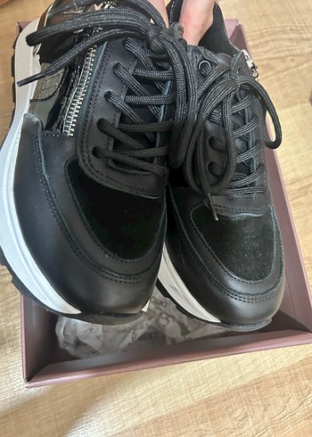 Derimod Kadın Siyah Yılan Desenli Platform Spor Ayakkabı - Görsel 7