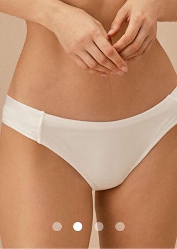 38 Beden beyaz Renk SUWEN Beyaz Fırfırlı Bikini Altı