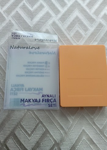 Bej Makyaj Fırçası Seti ve Ayna - Görsel 3