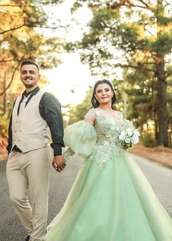 Nakışlı ve Boncuk Detaylı Straplez Uzun Elbise