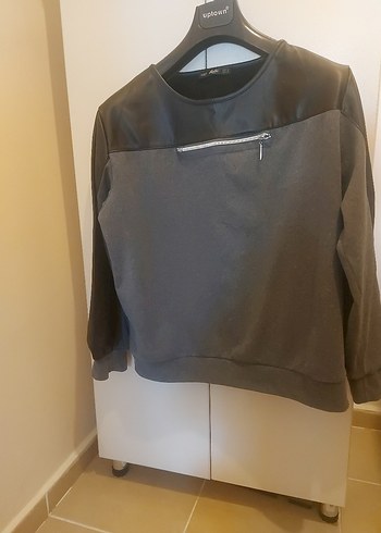 Gri Mini Fermuarlı Kadın Sweatshirt