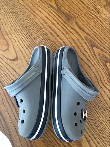 32 Beden Crocs sandalet