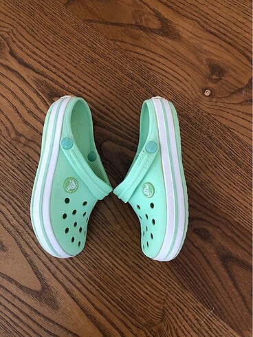 Crocs terlik