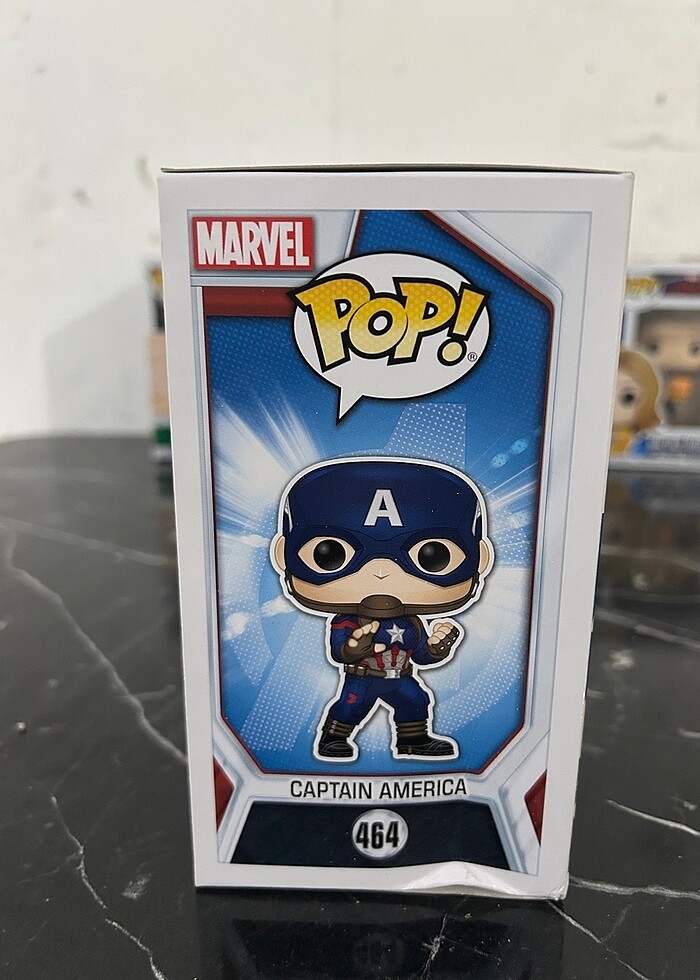 Funko POP! Marvel Avengers Captain America - Görsel 2