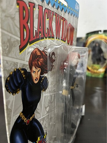  Beden Renk Hasbro Marvel Legends Black Widow Retro