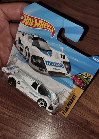 Hot Wheels Beyaz Mazda 767B Oyuncak Araba - Görsel 2