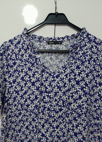 Mavi V Yaka Kısa Kollu Mini Elbise - Görsel 2