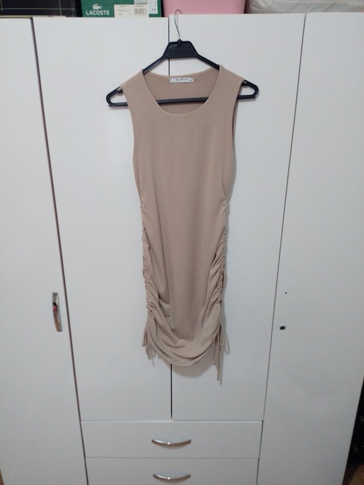 Bej Büzgülü Midi Elbise - Görsel 2