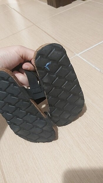 27 Beden siyah Renk Sandalet
