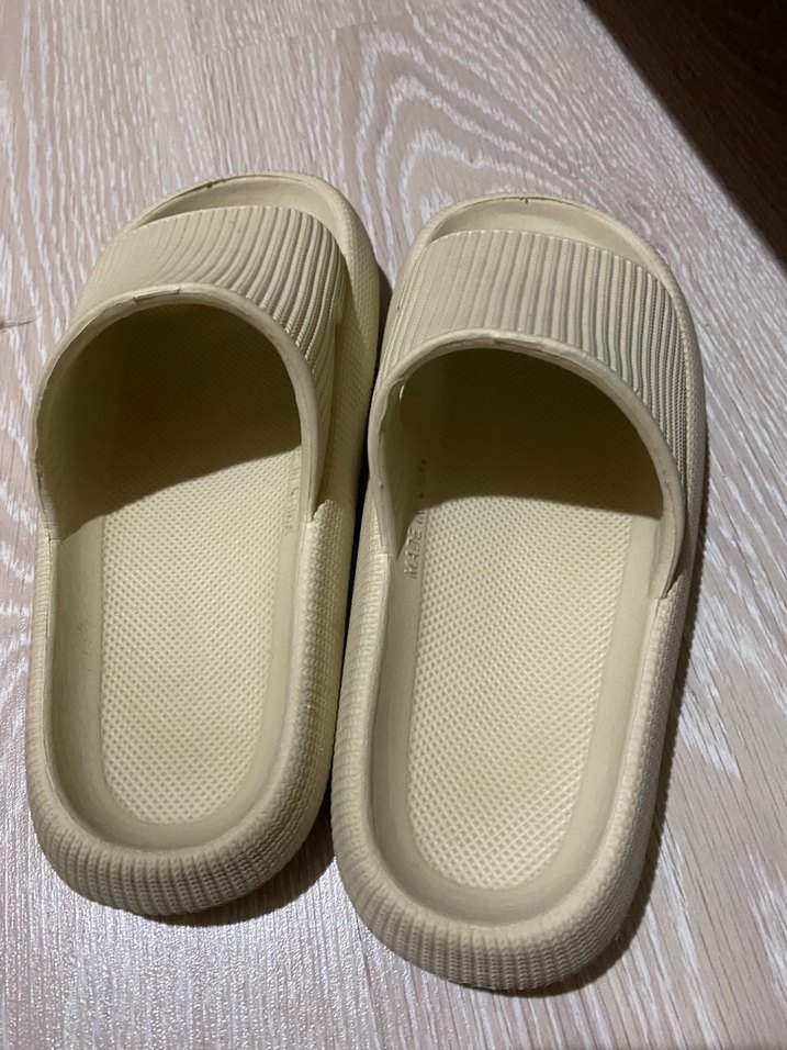 Kadın Beyaz Platform Terlik - Görsel 2