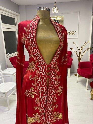 Diğer Kırmızı kaftan