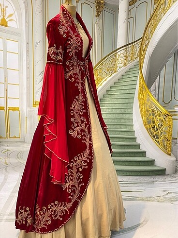 38 Beden Bordo kaftan (tarlatansız fiyatıdır)