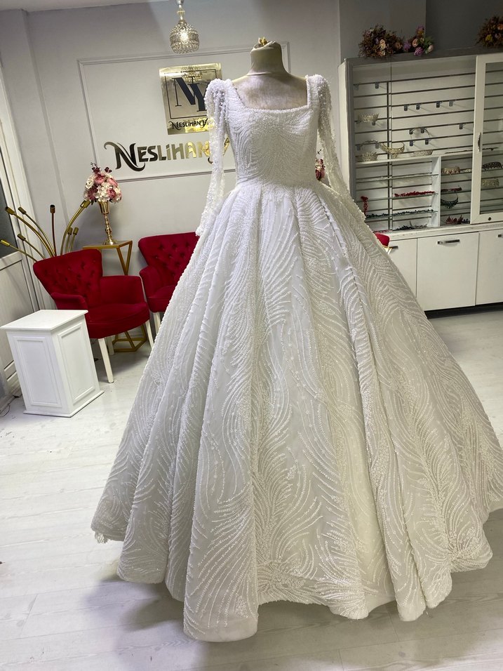 Komple dantel kare yaka gelinlik - Görsel 3