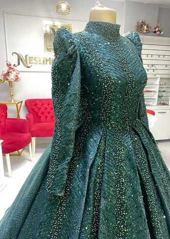 Yeşil simli dantel işlemeli nişanlık - Görsel 4