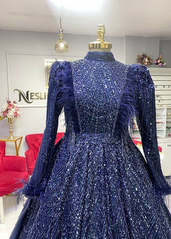 Lacivert komple dantel tüylü ve taş sarkıtlı nişanlık - Görsel 4