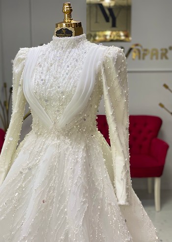 A kesim drapeli dantel işlemeli gelinlik - Görsel 3