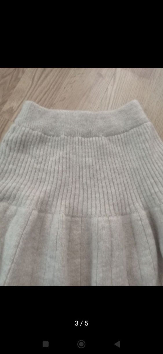 Bej Kadın  yün etek - Görsel 4