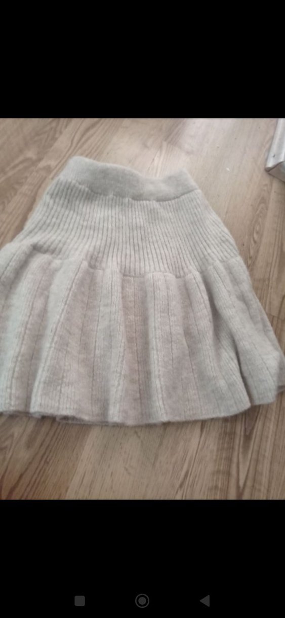 Bej Kadın  yün etek - Görsel 2