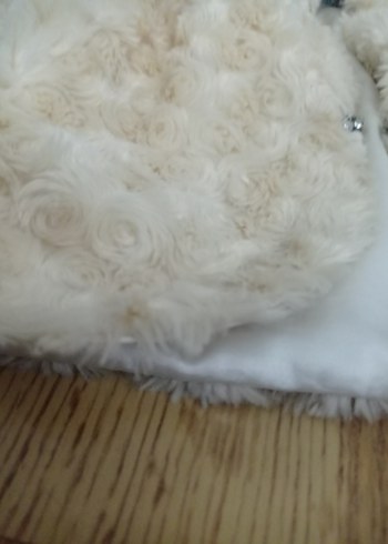 Kız Çocuk Kürklü Beyaz Bolero - Görsel 8