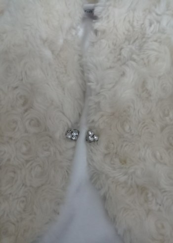 Kız Çocuk Beyaz Kürklü Bolero - Görsel 9