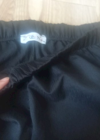 Siyah Kadın Rahat Kesim Midi Pantolon - Görsel 5