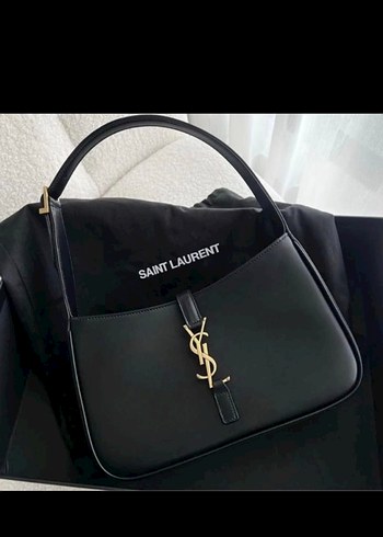 Yves Saint Laurent Saint Laurent Siyah Deri El Cantasi