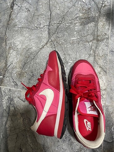 38 Beden Kadın nike ayakkabı