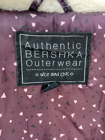 m Beden çeşitli Renk Bershka Yelek %70 İndirimli.