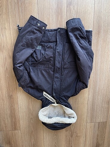 Bershka Mont