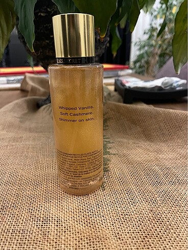  Beden ?Bare Vanilla Shimmer?