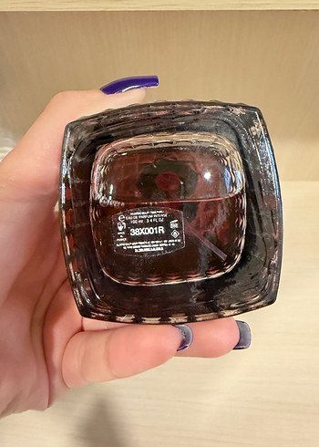 Valentino Donna Born In Roma Intense Dekant - Görsel 2