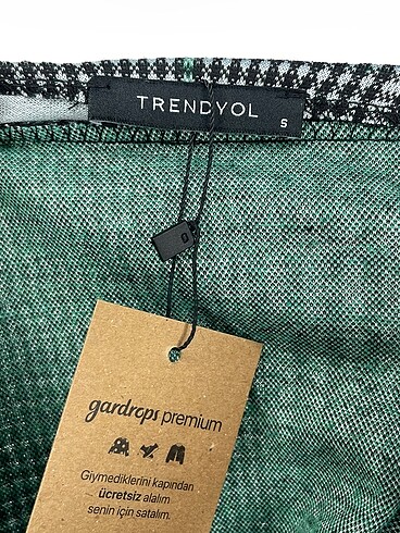 s Beden çeşitli Renk Trendyol & Milla Kısa Salopet %70 İndirimli.