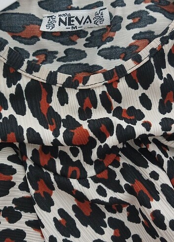 Leopar desenli elbise